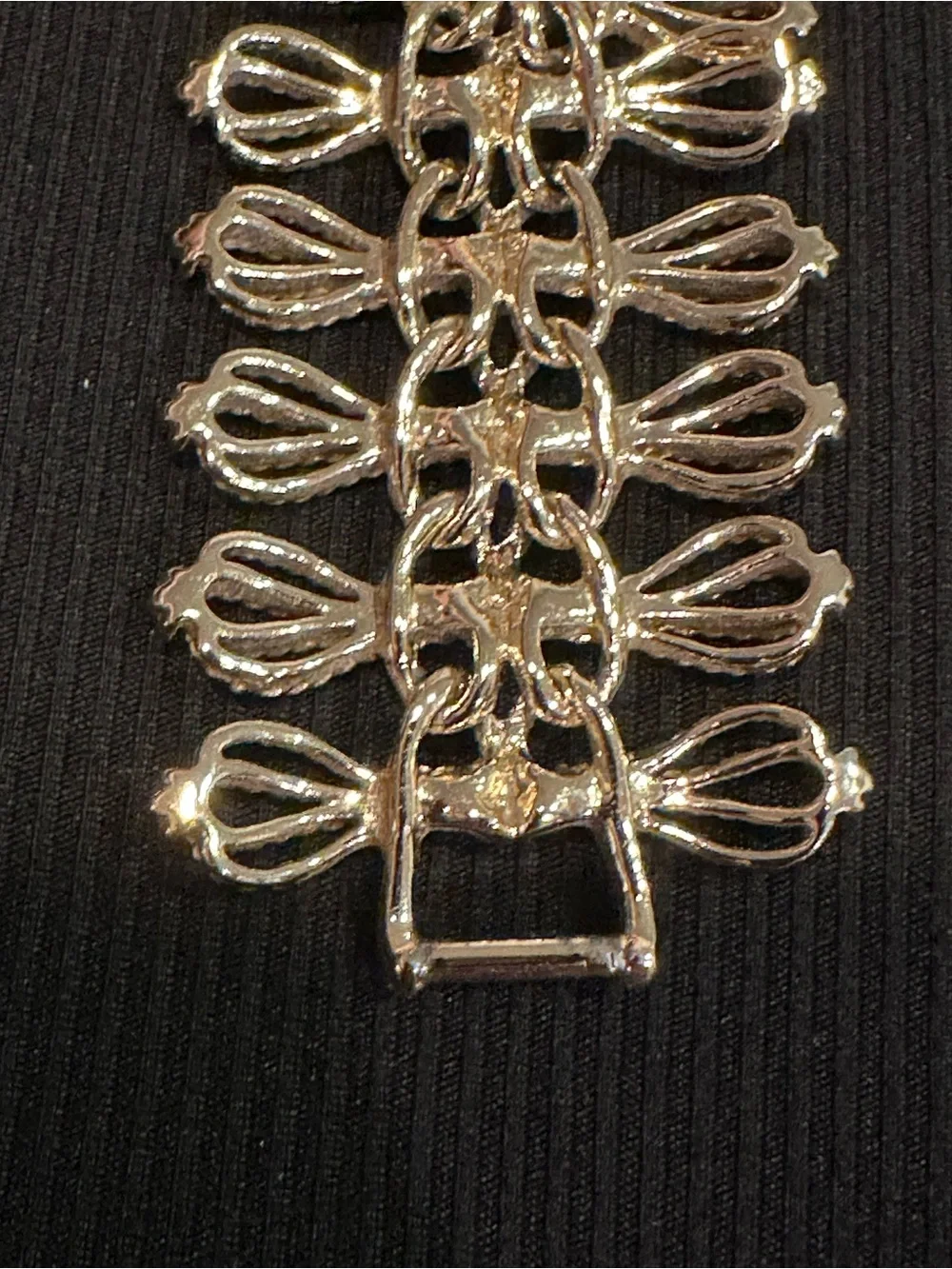 Vintage Signed Emmons Gleaming Bows Gold Tone Wide Panel Link Bracelet